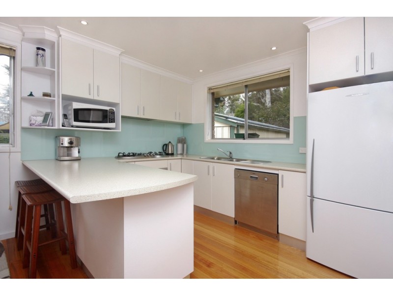 25 Berne Crescent, Macgregor ACT 2615