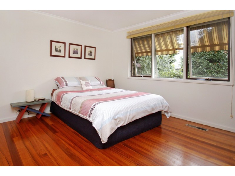 25 Berne Crescent, Macgregor ACT 2615