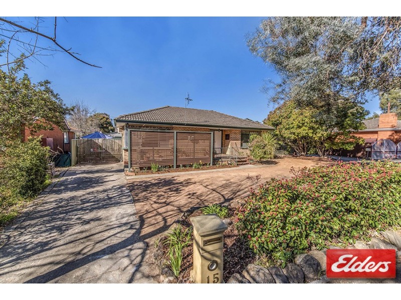 15 Fullagar Crescent, Higgins ACT 2615