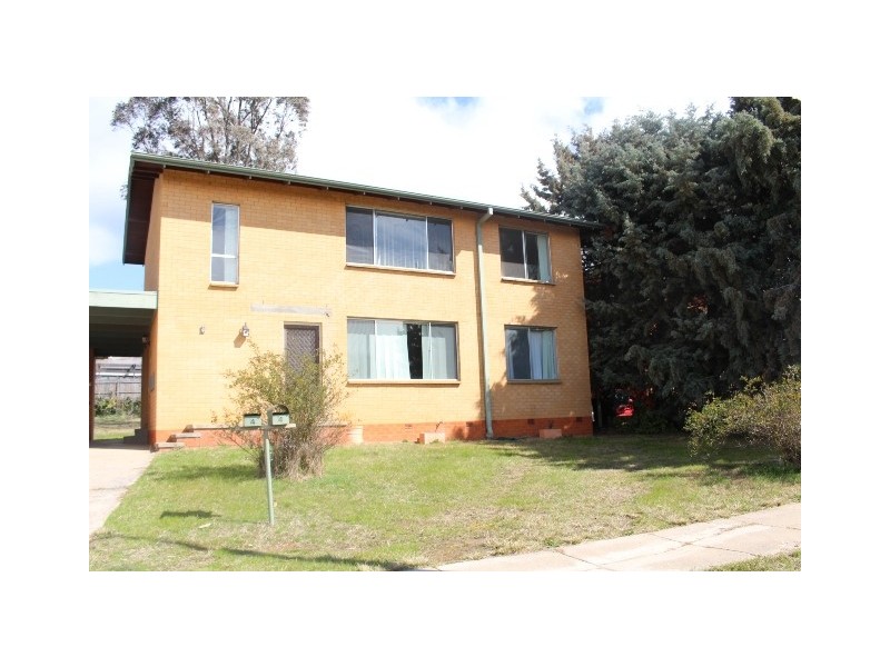 2/4 Bindel Street, Aranda ACT 2614