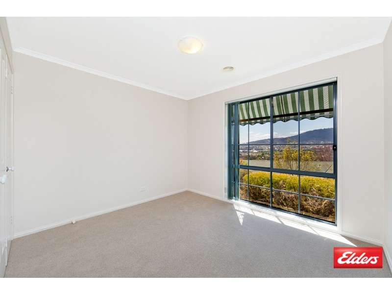 11 Favell Place, Gordon ACT 2906
