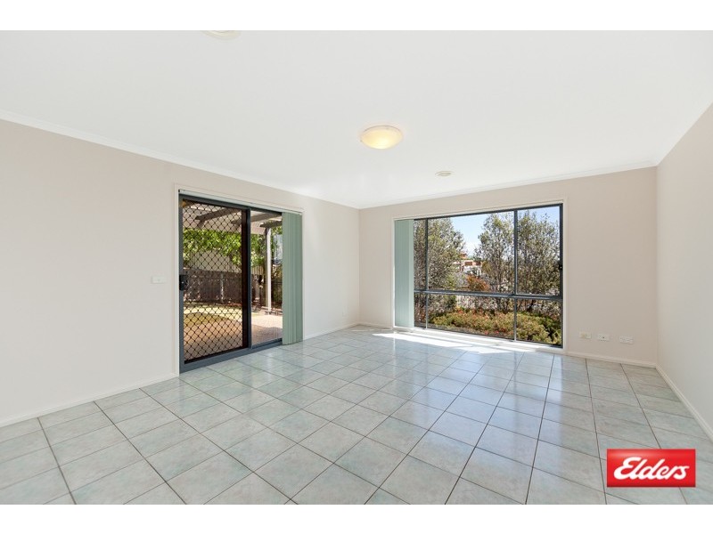 11 Favell Place, Gordon ACT 2906