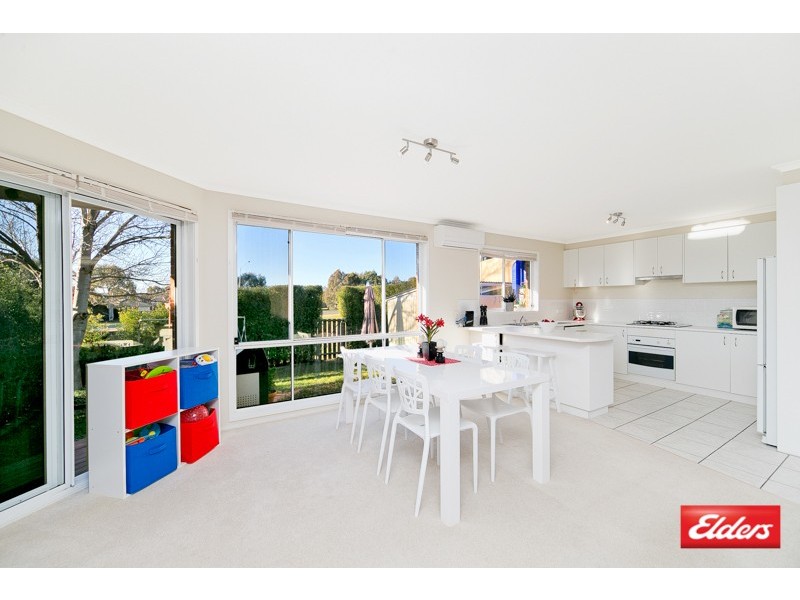 2/24 Hugh McKay Crescent, Dunlop ACT 2615