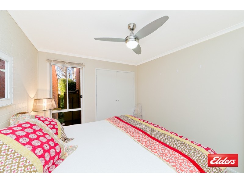 2/24 Hugh McKay Crescent, Dunlop ACT 2615