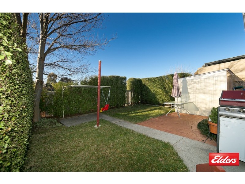 2/24 Hugh McKay Crescent, Dunlop ACT 2615