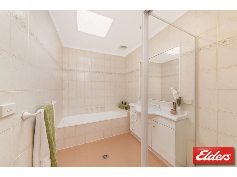 1/6 Tauss Place, Bruce ACT 2617