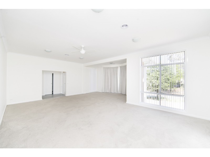 33 Diamond Street, Amaroo ACT 2914