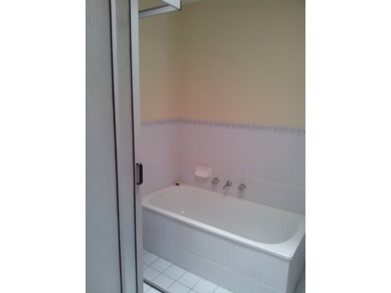 2/5 Figg Place, Palmerston ACT 2913