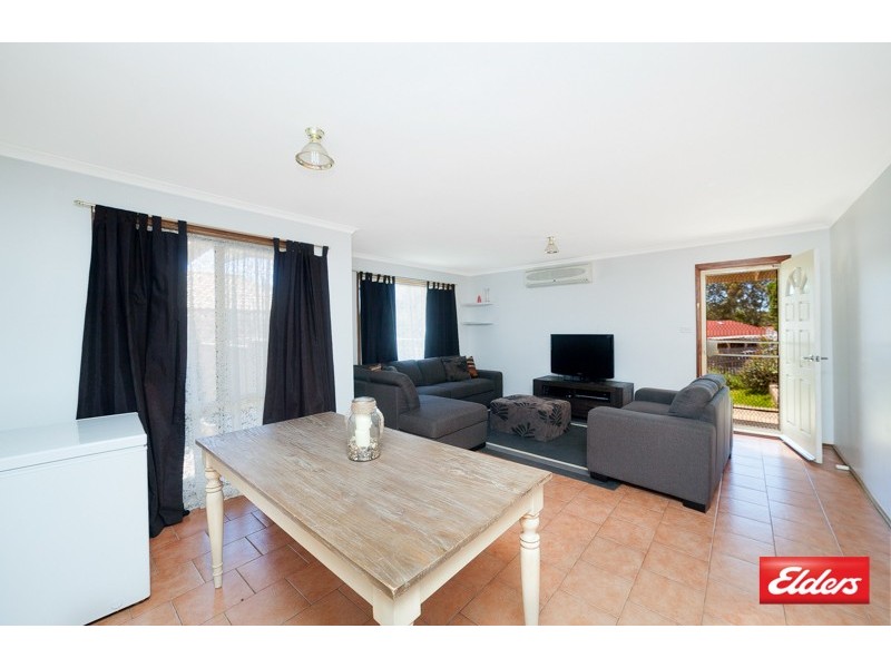 5 Randall Close, Dunlop ACT 2615