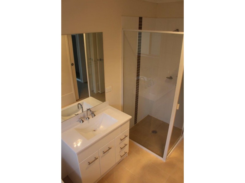 52 Dagmar Berne Street, Macgregor ACT 2615