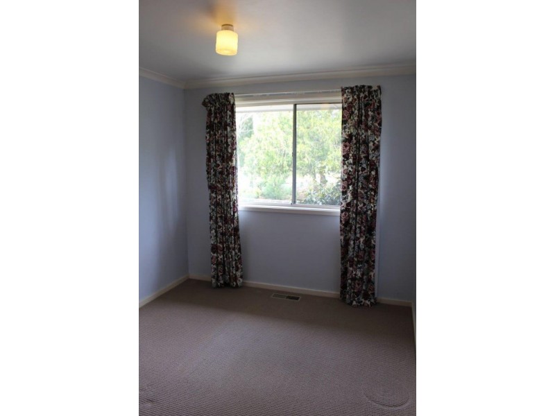 6 Erskine Street, Macquarie ACT 2614