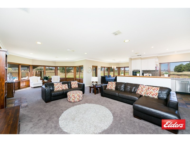 206 Gooromon Ponds Road, Wallaroo NSW 2618