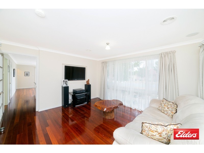 62 Patrick White Circuit, Franklin ACT 2913