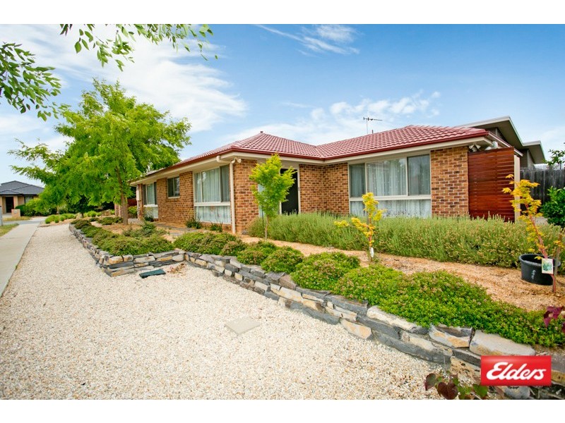 62 Patrick White Circuit, Franklin ACT 2913
