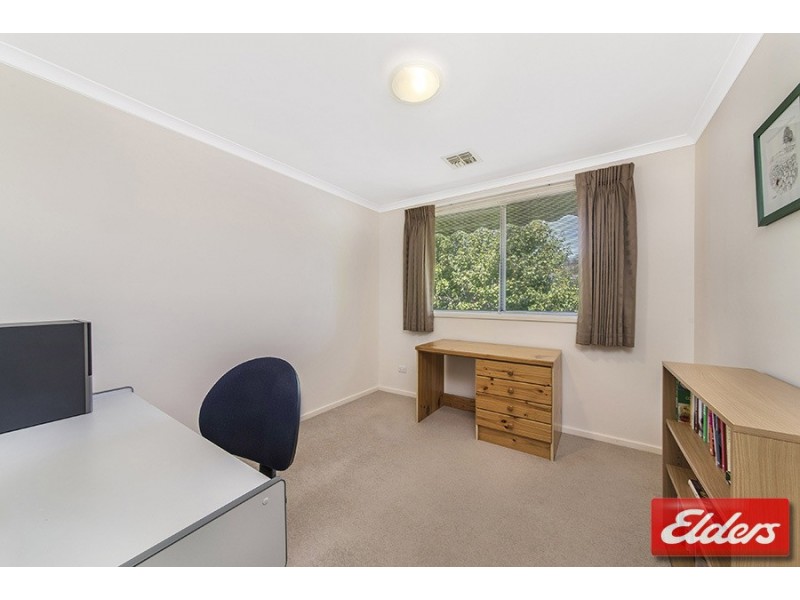 31 Mackellar Crescent, Cook ACT 2614