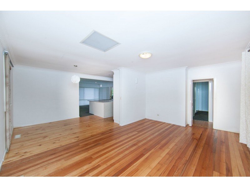 5 Mackellar Crescent, Cook ACT 2614