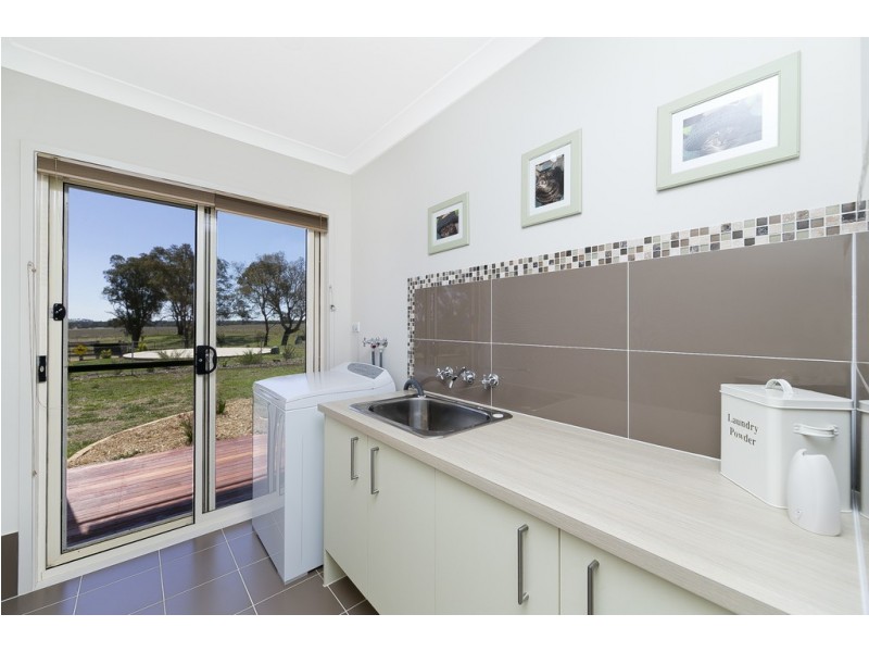6 Cunningham Close, Murrumbateman NSW 2582