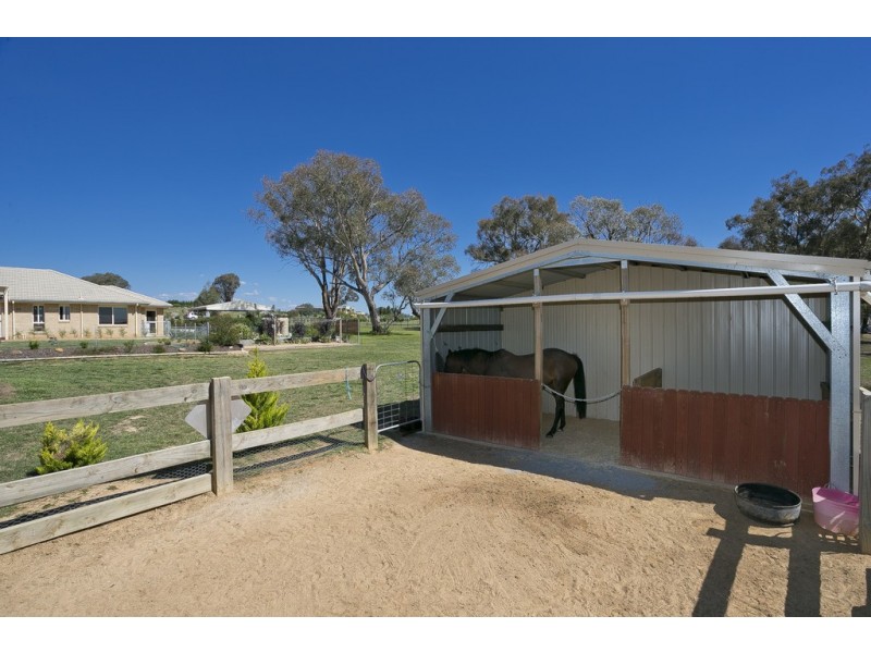 6 Cunningham Close, Murrumbateman NSW 2582