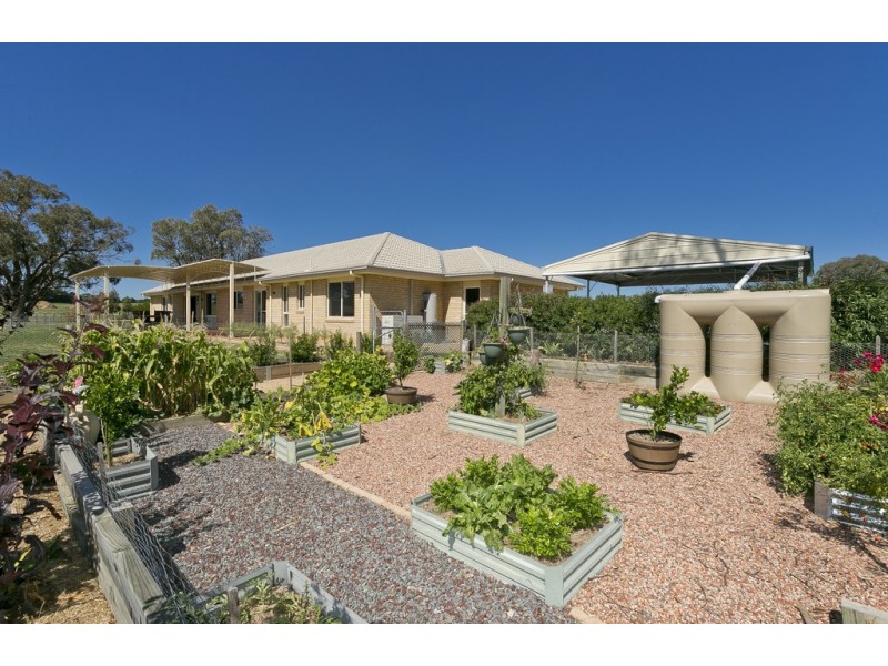 6 Cunningham Close, Murrumbateman NSW 2582