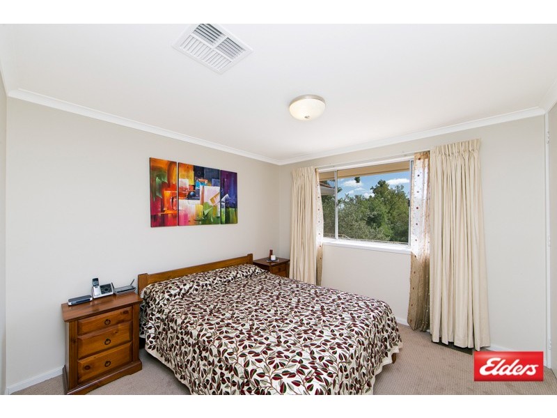95 Mackellar Crescent, Cook ACT 2614