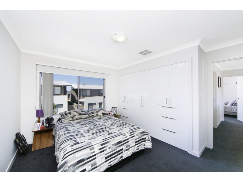 7/50 Victoria Owen Circuit, Casey ACT 2913