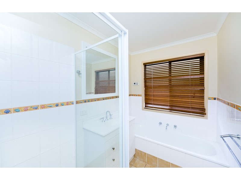 11 McHenry Street, Amaroo ACT 2914