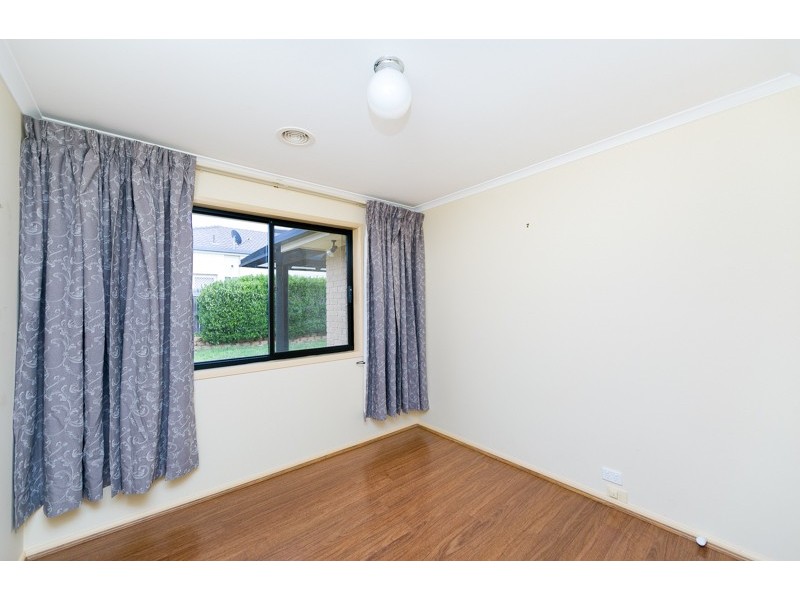 11 McHenry Street, Amaroo ACT 2914