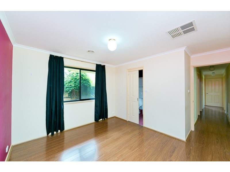 11 McHenry Street, Amaroo ACT 2914