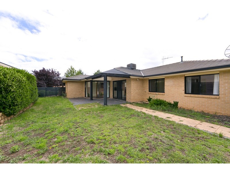 11 McHenry Street, Amaroo ACT 2914