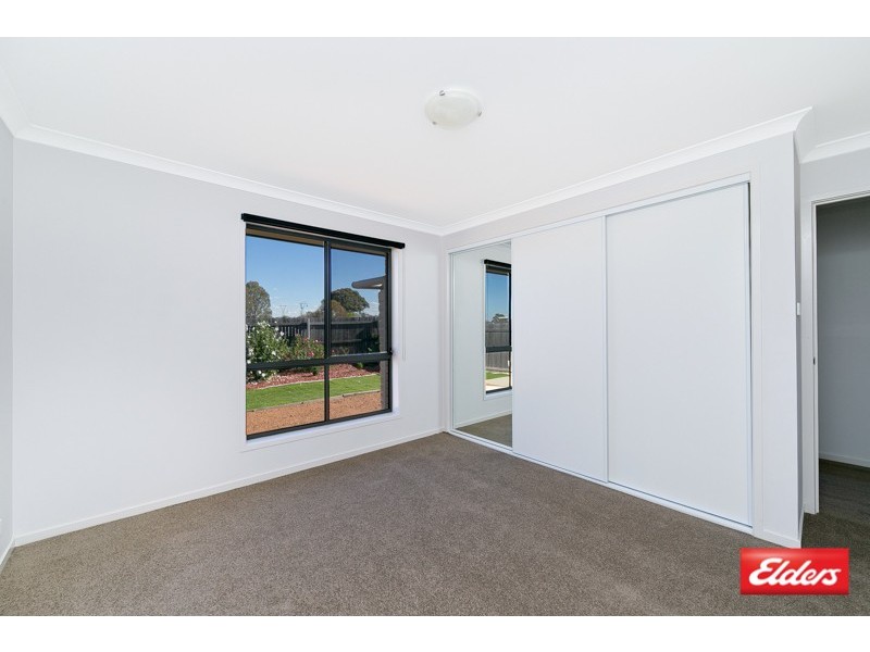 19 Rag Holmes Street, Macgregor ACT 2615