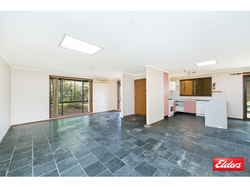 8 Cooling Place, Florey ACT 2615