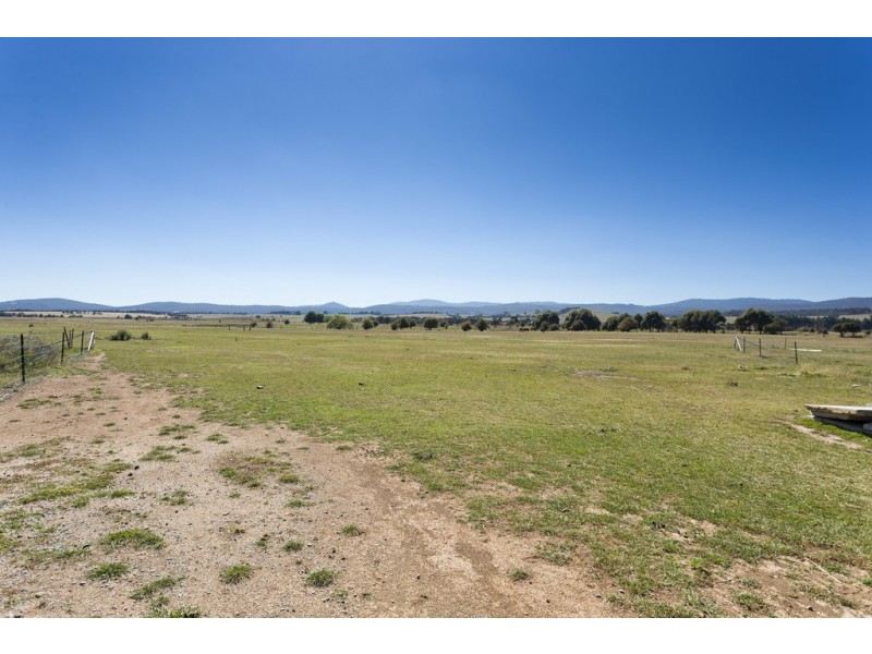 495 Plains Road, Hoskinstown NSW 2621