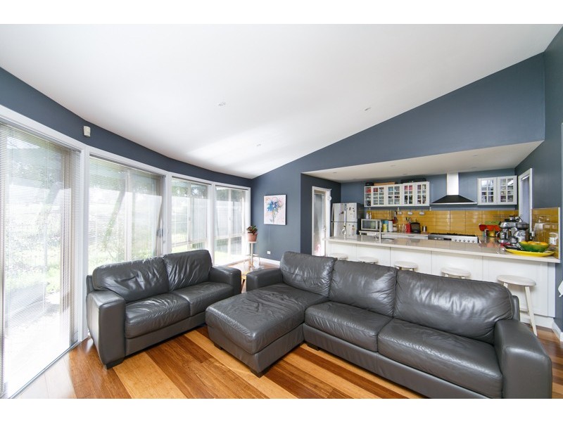 37 Britten Jones Drive, Holt ACT 2615