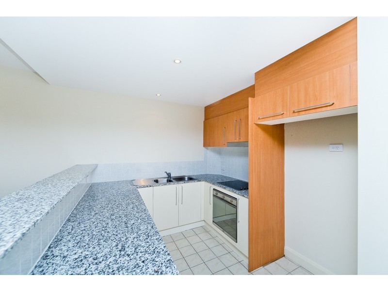 73/8 Dominion Court, Forrest ACT 2603
