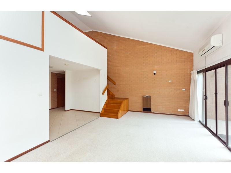 18 Howie Court, Belconnen ACT 2617