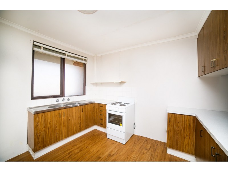 3/8 BEETALOO STREET, Hawker ACT 2614