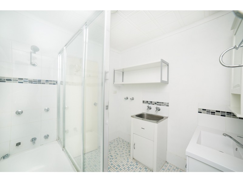 3/8 BEETALOO STREET, Hawker ACT 2614