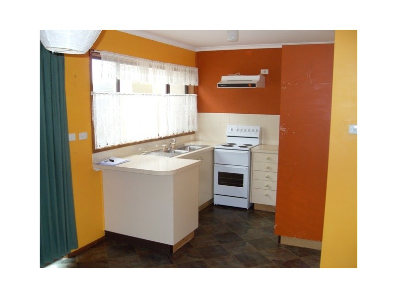 10/100 CHEWINGS STREET, Page ACT 2614