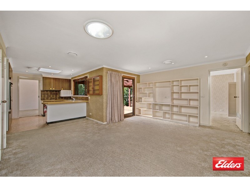 8 Downing Place, Cook ACT 2614