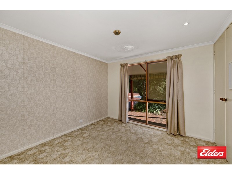 8 Downing Place, Cook ACT 2614