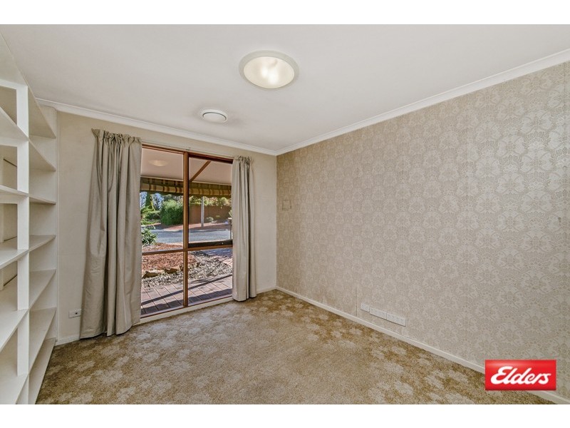 8 Downing Place, Cook ACT 2614