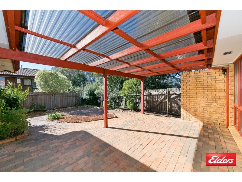 8 Downing Place, Cook ACT 2614