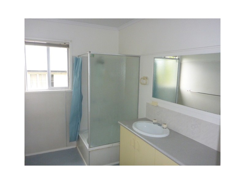 11 HILL STREET, Gatton QLD 4343