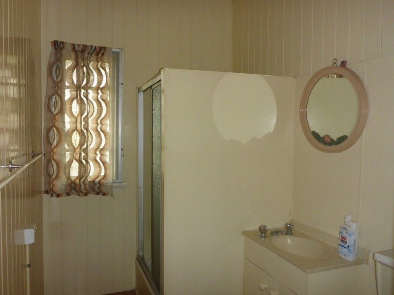 15 WIGGINS STREET, Gatton QLD 4343