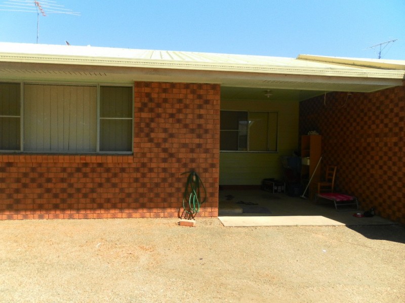 2/104 COCHRANE STREET, Gatton QLD 4343