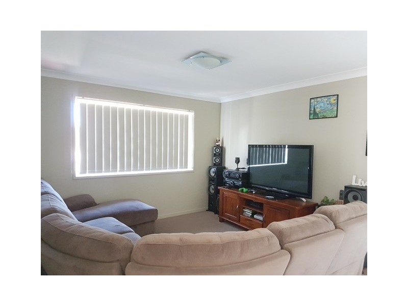 20 WHITE GUMS ROAD, Hatton Vale QLD 4341