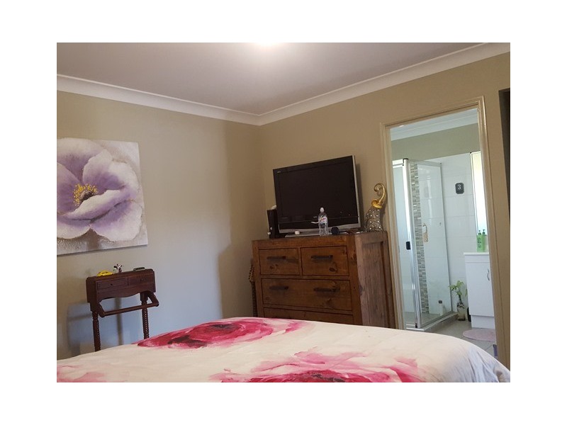 20 WHITE GUMS ROAD, Hatton Vale QLD 4341