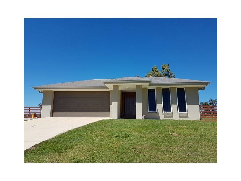 20 WHITE GUMS ROAD, Hatton Vale QLD 4341