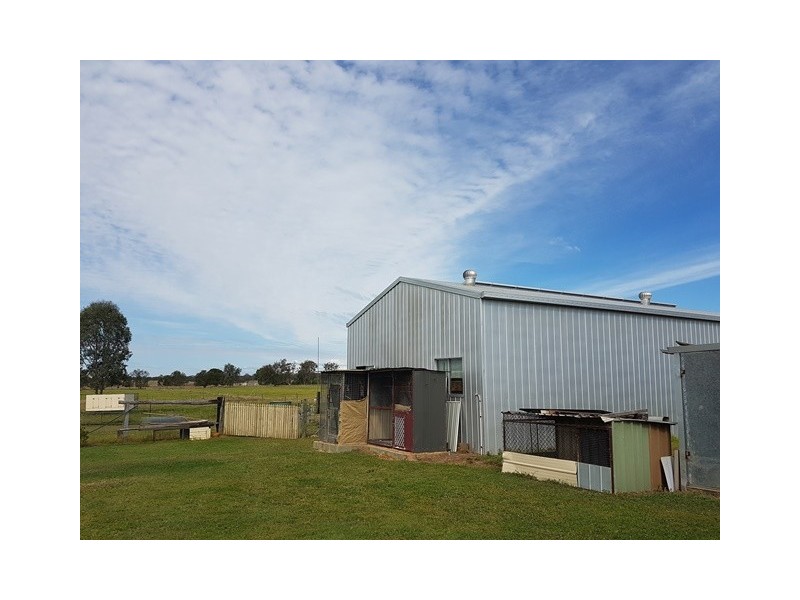 221 FLAGSTONE CREEK ROAD, Carpendale QLD 4344