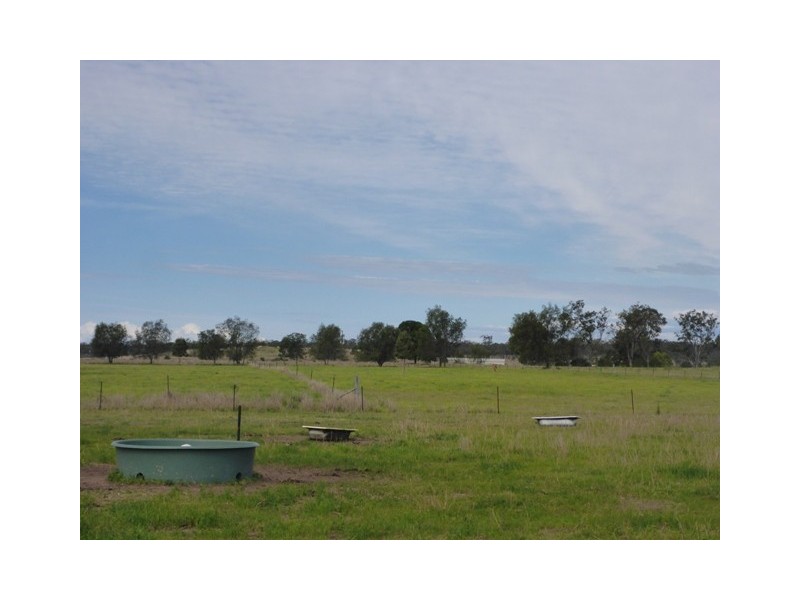 221 FLAGSTONE CREEK ROAD, Carpendale QLD 4344